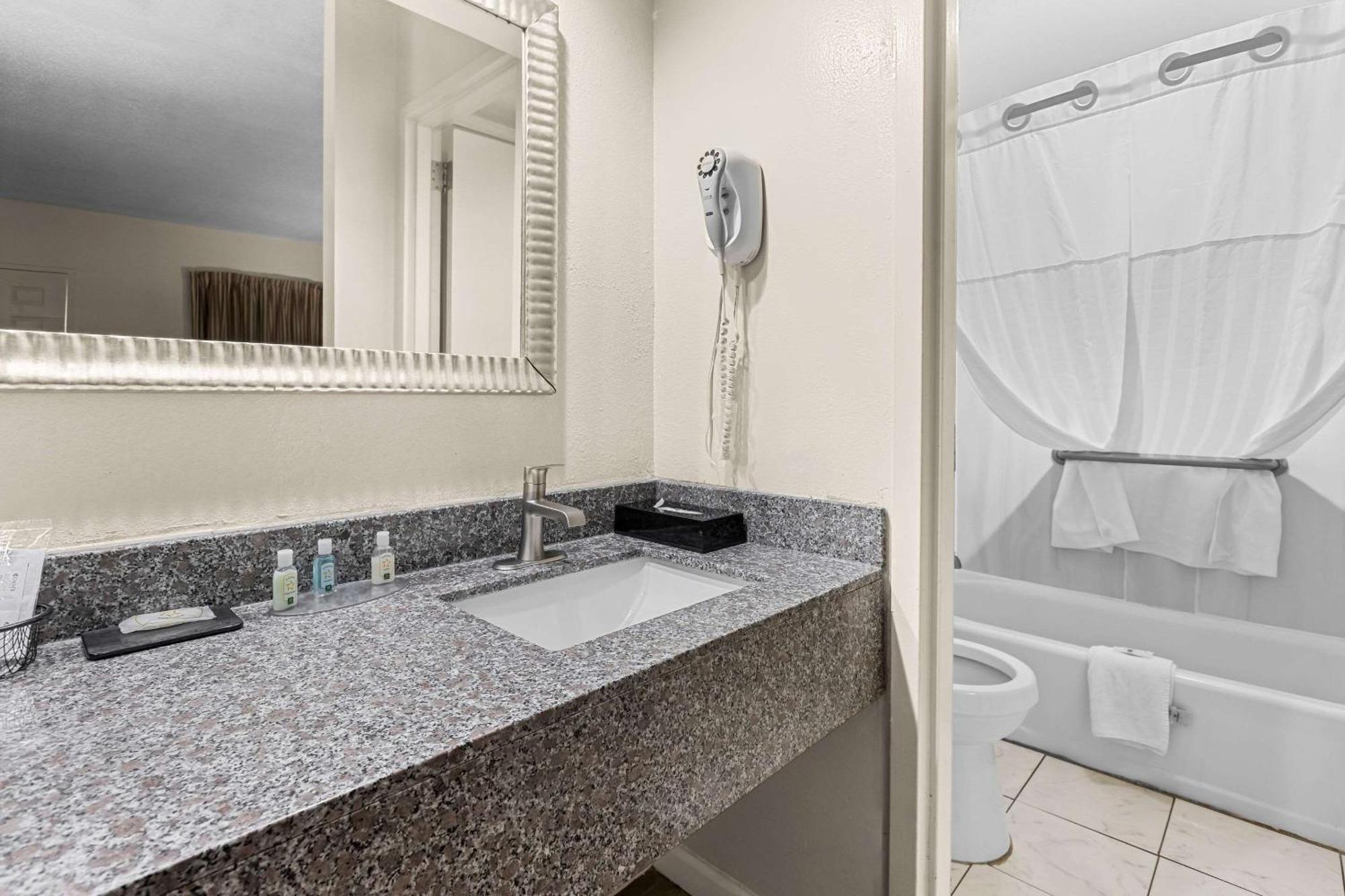 Quality Inn Port Wentworth Savannah North Exteriér fotografie
